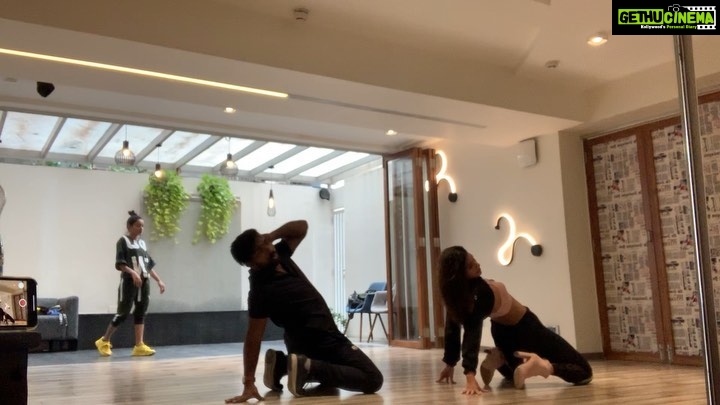 Tanya Hope Instagram - 📆 2020. Down but not out. @loharchotu Tryst