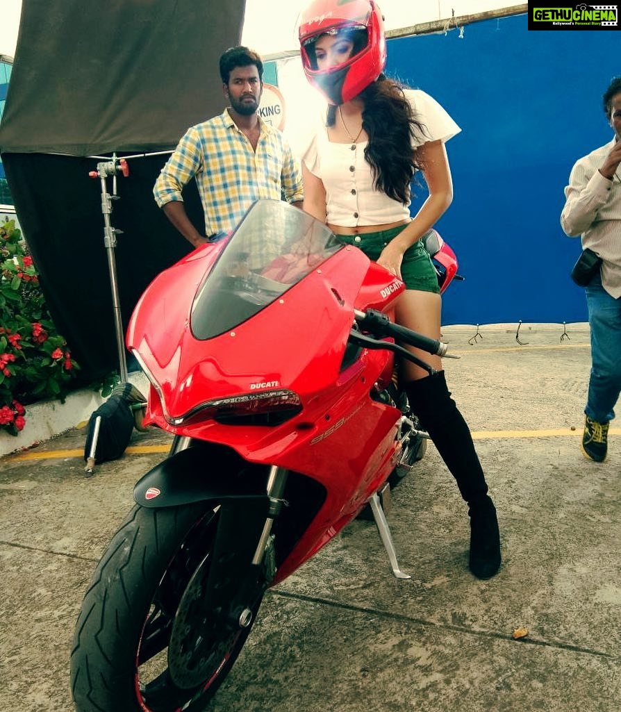 Tanya Hope Instagram - How to tame your dragon #amar Bangalore, India