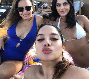 Tanya Hope Instagram - I always wear my big smile with you