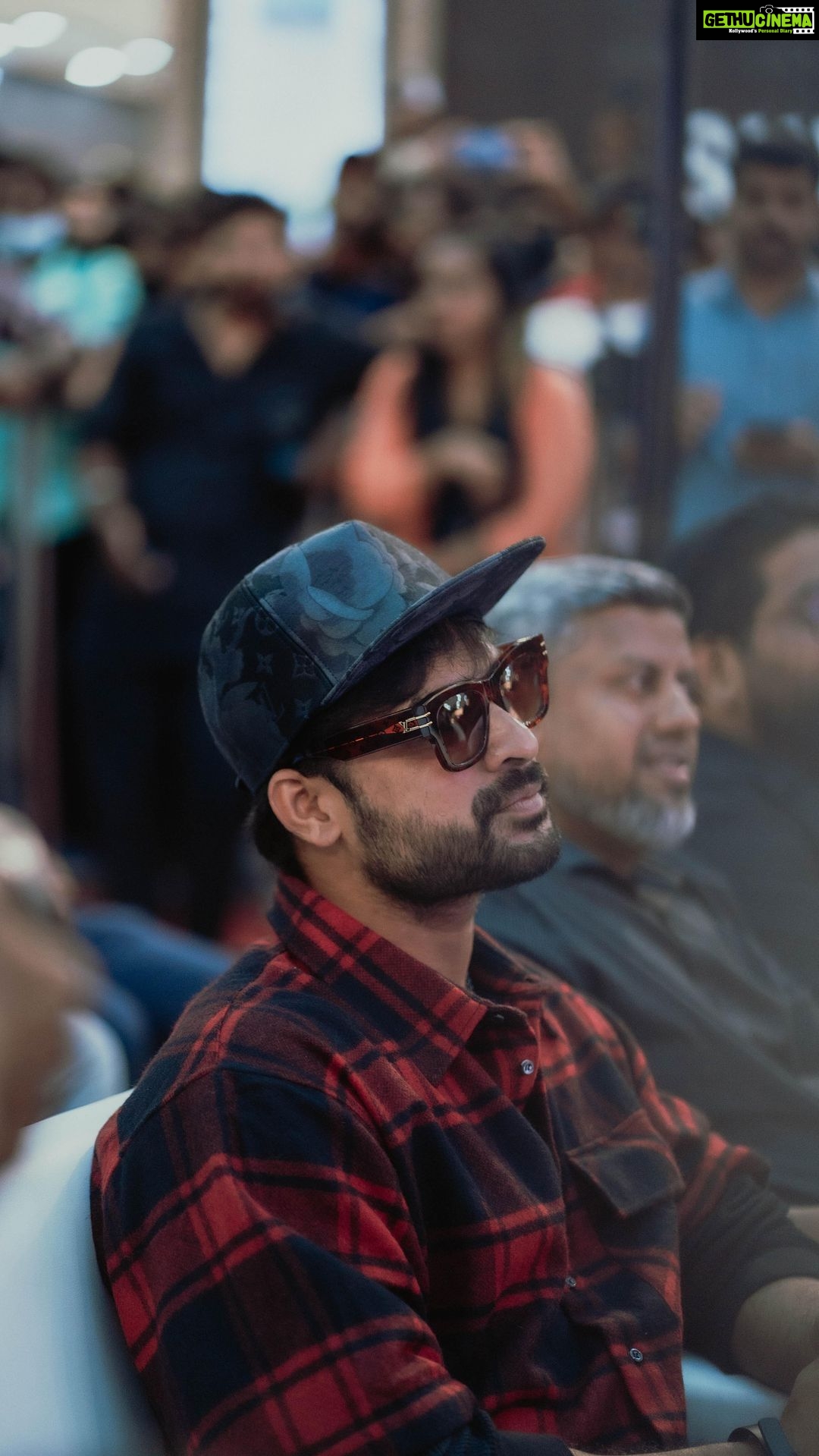 Tovino Thomas Instagram - Wazeem is ready for you, are you ready for him? 😎 @kalyanipriyadharshan Pathu we missed you yesterday! THALLUMALA August 12th - IN THEATRES Welcome to the Thalumalla World 😎 #thallumala #august12 #wazeem #habibi #getready #madness #kickoff #letsgo