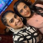 Vanitha Vijayakumar Instagram - About last night …. Black and white …#friends #friendshipgoals