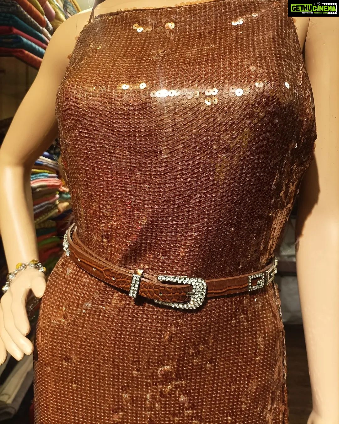 Vanitha Vijayakumar Instagram - Our gorgeous bronze sequin glitter bloom dress will put u in the spotlight with it's sleeveless spaghetti straps with sequins all throughout & knee-length side vent detail✴️ #vanithavijaykumarstyling #outfitoftheday #outfit #outfits #women #womensfashion #girl #girls #style #styling #stylist #fashion #ootd #picoftheday #pictureoftheday #dress #accessories #makeover #onlineshopping #onlineshop #boutique #boutiqueshopping #boutiquefashion Khader Nawaz Khan Road
