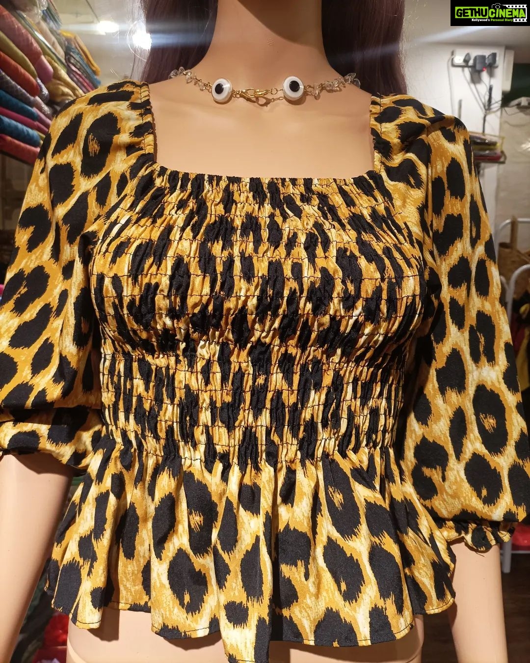 Vanitha Vijayakumar Instagram - Leopard print shirred top🐆 Swipe left to see the available colors🎨🤳 Buy this top in just 999/-💁🏻♀️ Offer is going on hurry up ladies🛒🛍 #vanithavijaykumarstyling #outfitoftheday #outfit #outfits #women #womensfashion #girl #girls #style #styling #stylist #fashion #ootd #picoftheday #pictureoftheday #dress #accessories #makeover #onlineshopping #onlineshop #boutique #boutiqueshopping #boutiquefashion Khader Nawaz Khan Road