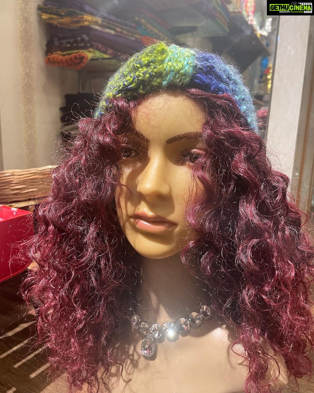 Vanitha Vijayakumar Instagram - Crochet Wool Head wraps✨ Dm for price! 🤍#vanithavijaykumarstyling #vanithavijaykumarstudios #outfitoftheday #outfit #outfits #women #womensfashion #girl #girls #style #styling #stylist #fashion #ootd #picoftheday #pictureoftheday #dress #accessories #makeover #onlineshopping #onlineshop #boutique #boutiqueshopping #boutiquefashion #headwrap #headwraps #headwarmer #beanie Khader Nawaz Khan Road