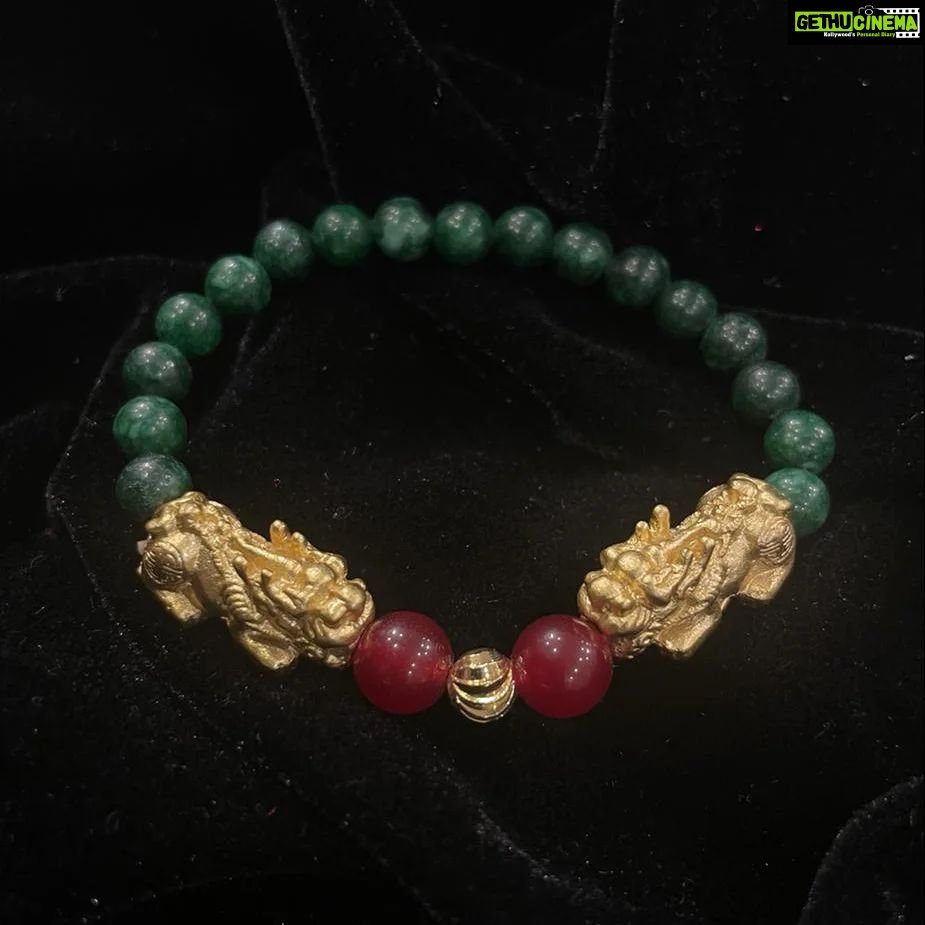 Vanitha Vijayakumar Instagram - Jade with pixyu for prosperity and protection🤞🏻💪🏻 Dm for price & details 📩#vanithavijaykumarstyling #outfitoftheday #outfit #outfits #women #womensfashion #girl #girls #style #goodluck #jewellery #fashion #auspiciousjewellery #picoftheday #pictureoftheday #fengushui #accessories #chinese #symbols #chinesesymbols #makeover #onlineshopping #onlineshop Khader Nawaz Khan Road