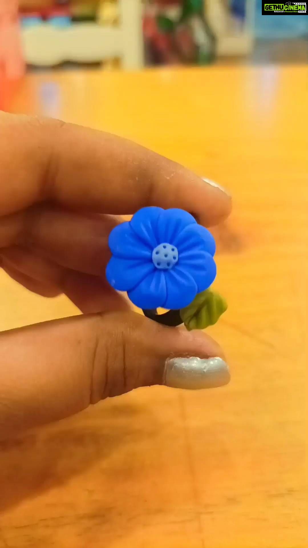 Vanitha Vijayakumar Instagram - Floral chunky funky rings🌺 Adjustable ones💍 Dm for price & details📩#vanithavijaykumarstyling #entrepreneur #women #fashion #girls #business #chennai #ootdfashion #accessories #trending #life #party #girl #makeover #shopping #onlineshopping #onlineshop #style #outfits #outfit #store #makeover #reelsinstagram #reelitfeelit #reelsvideo #reels #reelkarofeelkaro #reelsindia #instagramhub Khader Nawaz Khan Road