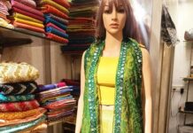 Vanitha Vijayakumar Instagram - Bandhini print with mirror worked dupatta🍋 Dm for price & details📩#vanithavijaykumarstyling #outfitoftheday #outfit #outfits #women #womensfashion #girl #girls #style #styling #stylist #fashion #ootd #picoftheday #pictureoftheday #dress #accessories #makeover #onlineshopping #onlineshop #boutique #boutiqueshopping #boutiquefashion Khader Nawaz Khan Road