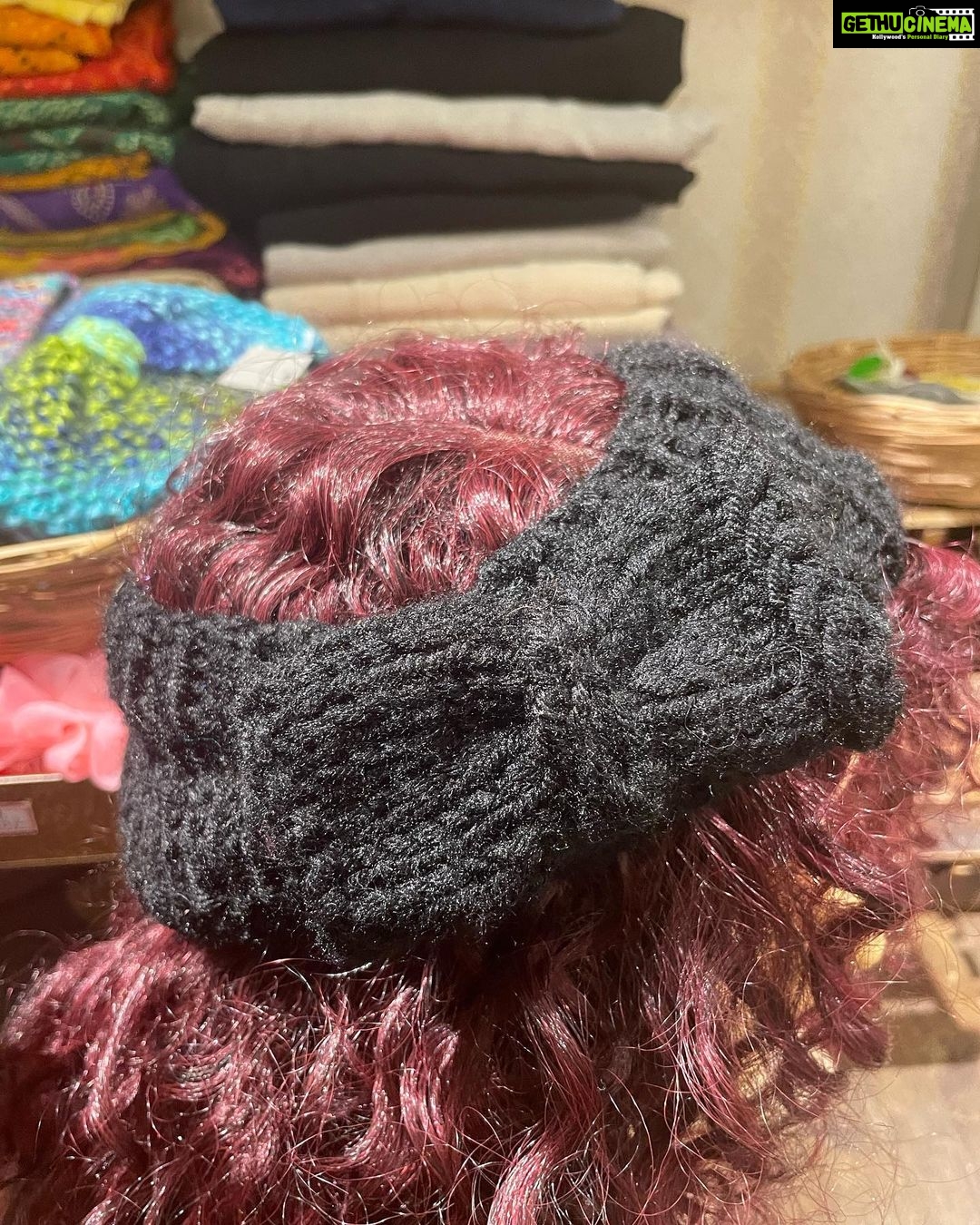 Vanitha Vijayakumar Instagram - Crochet Wool Head wraps✨ Dm for price! 🤍#vanithavijaykumarstyling #vanithavijaykumarstudios #outfitoftheday #outfit #outfits #women #womensfashion #girl #girls #style #styling #stylist #fashion #ootd #picoftheday #pictureoftheday #dress #accessories #makeover #onlineshopping #onlineshop #boutique #boutiqueshopping #boutiquefashion #headwrap #headwraps #headwarmer #beanie Khader Nawaz Khan Road