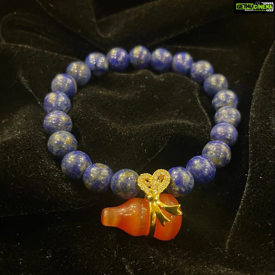 Vanitha Vijayakumar Instagram - Lapiz lazuli with wulou for health and long life to fight against any health hazards🏋♂️🤼♂️ Dm for price & details 📩#vanithavijaykumarstyling #outfitoftheday #outfit #outfits #women #womensfashion #girl #girls #style #goodluck #jewellery #fashion #auspiciousjewellery #picoftheday #pictureoftheday #fengushui #accessories #chinese #symbols #chinesesymbols #makeover #onlineshopping #onlineshop #chinesezodiac Khader Nawaz Khan Road