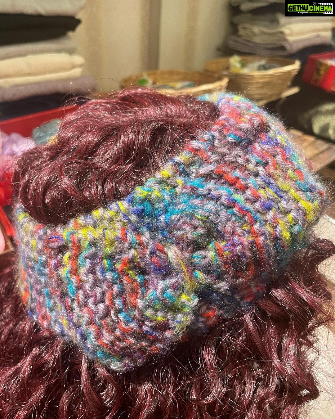 Vanitha Vijayakumar Instagram - Crochet Wool Head wraps✨ Dm for price! 🤍#vanithavijaykumarstyling #vanithavijaykumarstudios #outfitoftheday #outfit #outfits #women #womensfashion #girl #girls #style #styling #stylist #fashion #ootd #picoftheday #pictureoftheday #dress #accessories #makeover #onlineshopping #onlineshop #boutique #boutiqueshopping #boutiquefashion #headwrap #headwraps #headwarmer #beanie Khader Nawaz Khan Road