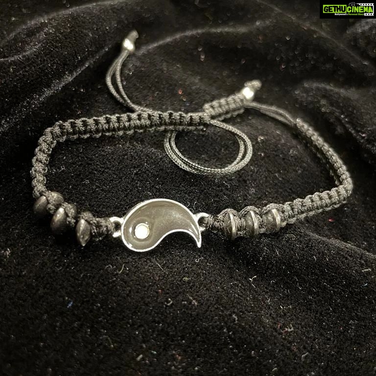 Vanitha Vijayakumar Instagram - Yin and yang bracelets for balance of energies in the universe☯️ Dm for price & details 📩#vanithavijaykumarstyling #outfitoftheday #outfit #outfits #women #womensfashion #girl #girls #style #goodluck #jewellery #fashion #auspiciousjewellery #picoftheday #pictureoftheday #fengushui #accessories #chinese #symbols #chinesesymbols #makeover #onlineshopping #onlineshop Khader Nawaz Khan Road