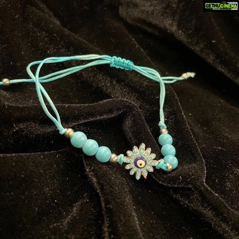 Vanitha Vijayakumar Instagram - Evil eye bracelets with the buddhas blessings protection against evil and negativity🧿 Dm for price & details 📩#vanithavijaykumarstyling #outfitoftheday #outfit #outfits #women #womensfashion #girl #girls #style #goodluck #jewellery #fashion #auspiciousjewellery #picoftheday #pictureoftheday #fengushui #accessories #chinese #symbols #chinesesymbols #makeover #onlineshopping #onlineshop Khader Nawaz Khan Road