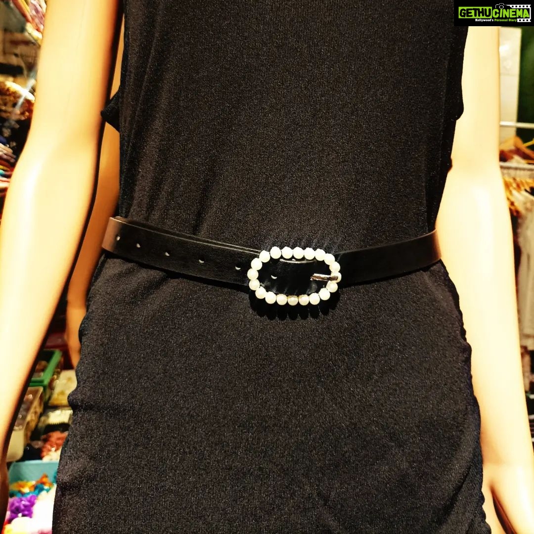 Vanitha Vijayakumar Instagram - Leather plaited belts, pearl buckle belts swipe to see the available colors & varieties💁♀️ Dm for price & details📩#vanithavijaykumarstyling #outfitoftheday #outfit #outfits #women #womensfashion #girl #girls #style #styling #stylist #fashion #ootd #picoftheday #pictureoftheday #dress #accessories #makeover #onlineshopping #onlineshop #boutique #boutiqueshopping #boutiquefashion Khader Nawaz Khan Road