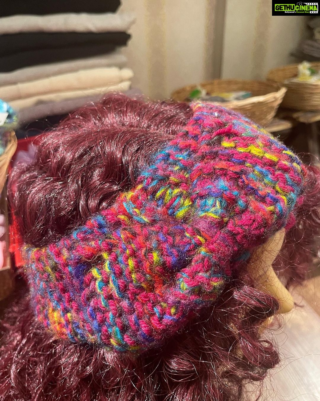 Vanitha Vijayakumar Instagram - Crochet Wool Head wraps✨ Dm for price! 🤍#vanithavijaykumarstyling #vanithavijaykumarstudios #outfitoftheday #outfit #outfits #women #womensfashion #girl #girls #style #styling #stylist #fashion #ootd #picoftheday #pictureoftheday #dress #accessories #makeover #onlineshopping #onlineshop #boutique #boutiqueshopping #boutiquefashion #headwrap #headwraps #headwarmer #beanie Khader Nawaz Khan Road