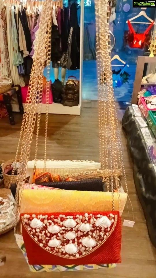Vanitha Vijayakumar Instagram - Ethnic sling bags👜 vintage style transformation in modern look💃🏻 This bag is suitable to keep small accessories like ur mobile, keys, lipstick, cards etc💁🏻♀️Dm us for price & details📩 #vanithavijaykumarstyling #entrepreneur #women #fashion #girls #business #chennai #ootdfashion #accessories #trending #life #party #girl #makeover #shopping #onlineshopping #onlineshop #style #outfits #outfit #store #makeover #reelsinstagram #reelitfeelit #reelsvideo #reels #reelkarofeelkaro #reelsindia #instagramhub Khader Nawaz Khan Road