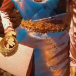 Vanitha Vijayakumar Instagram – Designer Banarasi silk saree with copper zari weaving draped in Madisar model💙🤎 Dm us for price & details📩 #vanithavijaykumarstyling #entrepreneur #women #fashion #girls #business #chennai #ootdfashion #accessories #trending #life #party #girl #makeover  #shopping #onlineshopping #onlineshop #style #outfits #outfit #store #makeover #reelsinstagram #reelitfeelit #reelsvideo #reels #reelkarofeelkaro #reelsindia #instagramhub Khader Nawaz Khan Road