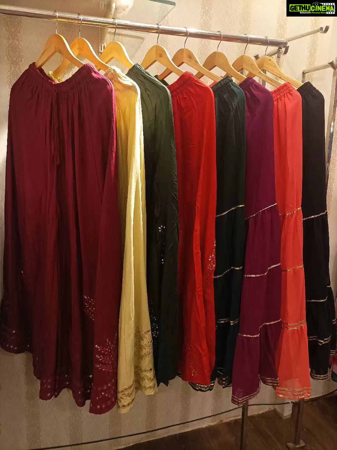 Vanitha Vijayakumar Instagram - Georgette & mirror work flared Palazzo👖Dm us for price & details📩 #vanithavijaykumarstyling #entrepreneur #women #fashion #girls #business #chennai #ootdfashion #accessories #trending #life #party #girl #makeover #shopping #onlineshopping #onlineshop #style #outfits #outfit #store #makeover #reelsinstagram #reelitfeelit #reelsvideo #reels #reelkarofeelkaro #reelsindia #instagramhub Khader Nawaz Khan Road