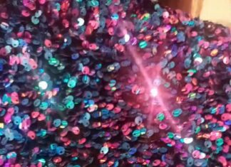 Vanitha Vijayakumar Instagram - Fully embellished in a rainbow hue of sequin, this long sleeve top is sure to get noticed🌆 crafted with high neckline & subtle stretch to elevate the look🌠 pair yours with black denim or with the matching mini skirt to create more impact 👯 Dm for price & details 📩 #vanithavijaykumarstyling #entrepreneur #women #fashion #girls #business #chennai #ootdfashion #accessories #trending #life #party #girl #makeover #shopping #onlineshopping #onlineshop #style #outfits #outfit #store #makeover #reelsinstagram #reelitfeelit #reelsvideo #reels #reelkarofeelkaro #reelsindia #instagramhub Khader Nawaz Khan Road