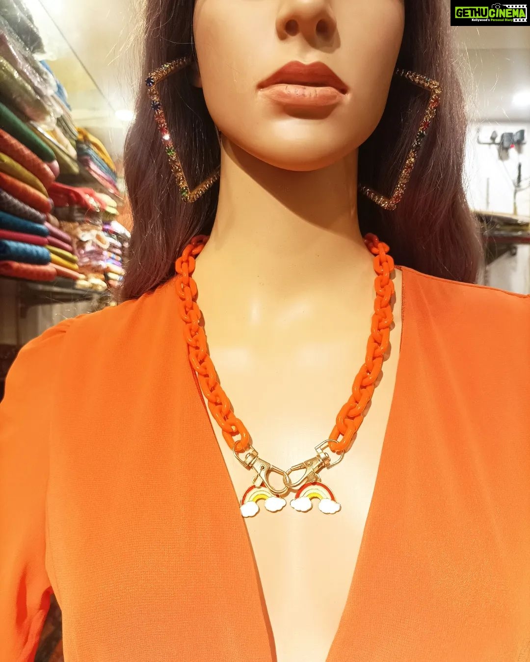 Vanitha Vijayakumar Instagram - Solid color wrap jumpsuit with self tie waist belt🧡 Dm us for price & details📩 #vanithavijaykumarstyling #outfitoftheday #outfit #outfits #women #womensfashion #girl #girls #style #styling #stylist #fashion #ootd #picoftheday #pictureoftheday #dress #accessories #makeover #onlineshopping #onlineshop #boutique #boutiqueshopping #boutiquefashion Khader Nawaz Khan Road