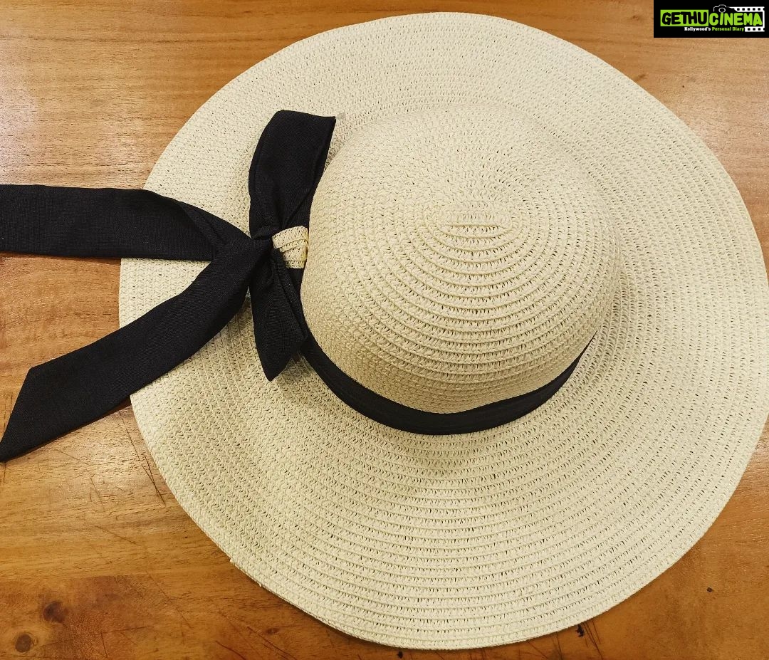Vanitha Vijayakumar Instagram - Your new beachin' bestie🤠women's classic wide brim sun hat👒 🤳swipe left to see the available colors & design's 🎨 Dm for price & details📩 #vanithavijaykumarstyling #outfitoftheday #outfit #outfits #women #womensfashion #girl #girls #style #styling #stylist #fashion #ootd #picoftheday #pictureoftheday #dress #accessories #makeover #onlineshopping #onlineshop #boutique #boutiqueshopping #boutiquefashion Khader Nawaz Khan Road