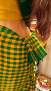 Vanitha Vijayakumar Instagram - Evergreen soft silk checked saree draped in kandangi style🍋 🥻Trendy saree... 🥻lite weight saree... 🥻low budget saree yet gives you classy look.. Grab yours soon🛍 Dm for price & details📩 #vanithavijaykumarstyling #entrepreneur #women #fashion #girls #business #chennai #ootdfashion #accessories #trending #life #party #girl #makeover #shopping #onlineshopping #onlineshop #style #outfits #outfit #store #makeover #reelsinstagram #reelitfeelit #reelsvideo #reels #reelkarofeelkaro #reelsindia #instagramhub Khader Nawaz Khan Road