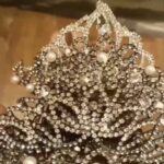 Vanitha Vijayakumar Instagram – 👑Crown Hair comb👸
Perfect styling for wedding functions, birthday party, bridal shower or any formal events coming up✨🎆 it is adorable to look at & such a timeless design💯
💁🏻‍♀️Order now & look like a Queen👸 Dm for price & details📩 #vanithavijaykumarstyling #entrepreneur #women #fashion #girls #business #chennai #ootdfashion #accessories #trending #life #party #girl #makeover  #shopping #onlineshopping #onlineshop #style #outfits #outfit #store #makeover #reelsinstagram #reelitfeelit #reelsvideo #reels #reelkarofeelkaro #reelsindia #instagramhub Khader Nawaz Khan Road