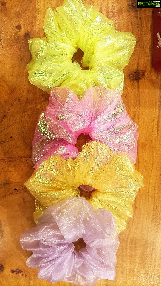 Vanitha Vijayakumar Instagram - A gaint scrunchies to take ur breath away🌈 Dm for price & details📩 #vanithavijaykumarstyling #entrepreneur #women #fashion #girls #business #chennai #ootdfashion #accessories #trending #life #party #girl #makeover #shopping #onlineshopping #onlineshop #style #outfits #outfit #store #makeover #reelsinstagram #reelitfeelit #reelsvideo #reels #reelkarofeelkaro #reelsindia #instagram Khader Nawaz Khan Road