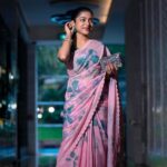 Varsha Bollamma Instagram - ☘️🍀☘️ Please don’t comment “hahaha 2nd and 3rd pictures are the same hahaha 🥲🙏🏻” mistake aypoyindi. 🥲🙏🏻 Styled by @officialanahita Outfit: @issadesignerstudio Clutch: @accessoriesbyanandita Pic: @v_capturesphotography