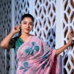 Varsha Bollamma Instagram - ☘️🍀☘️ Please don’t comment “hahaha 2nd and 3rd pictures are the same hahaha 🥲🙏🏻” mistake aypoyindi. 🥲🙏🏻 Styled by @officialanahita Outfit: @issadesignerstudio Clutch: @accessoriesbyanandita Pic: @v_capturesphotography