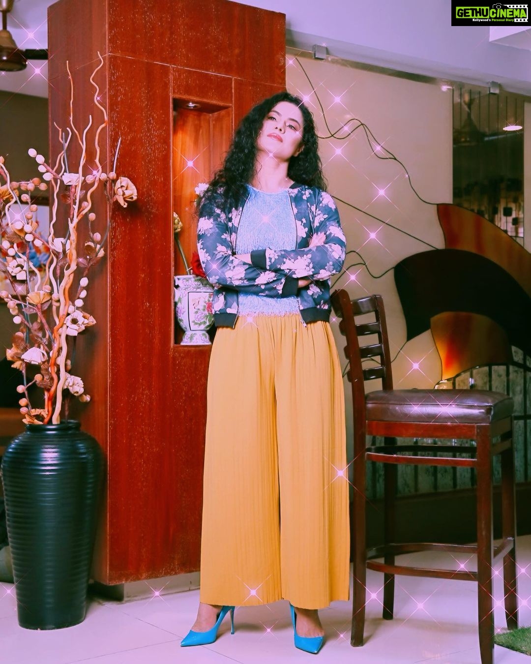 Veena Malik Instagram - #justanotherday #🫶🏻