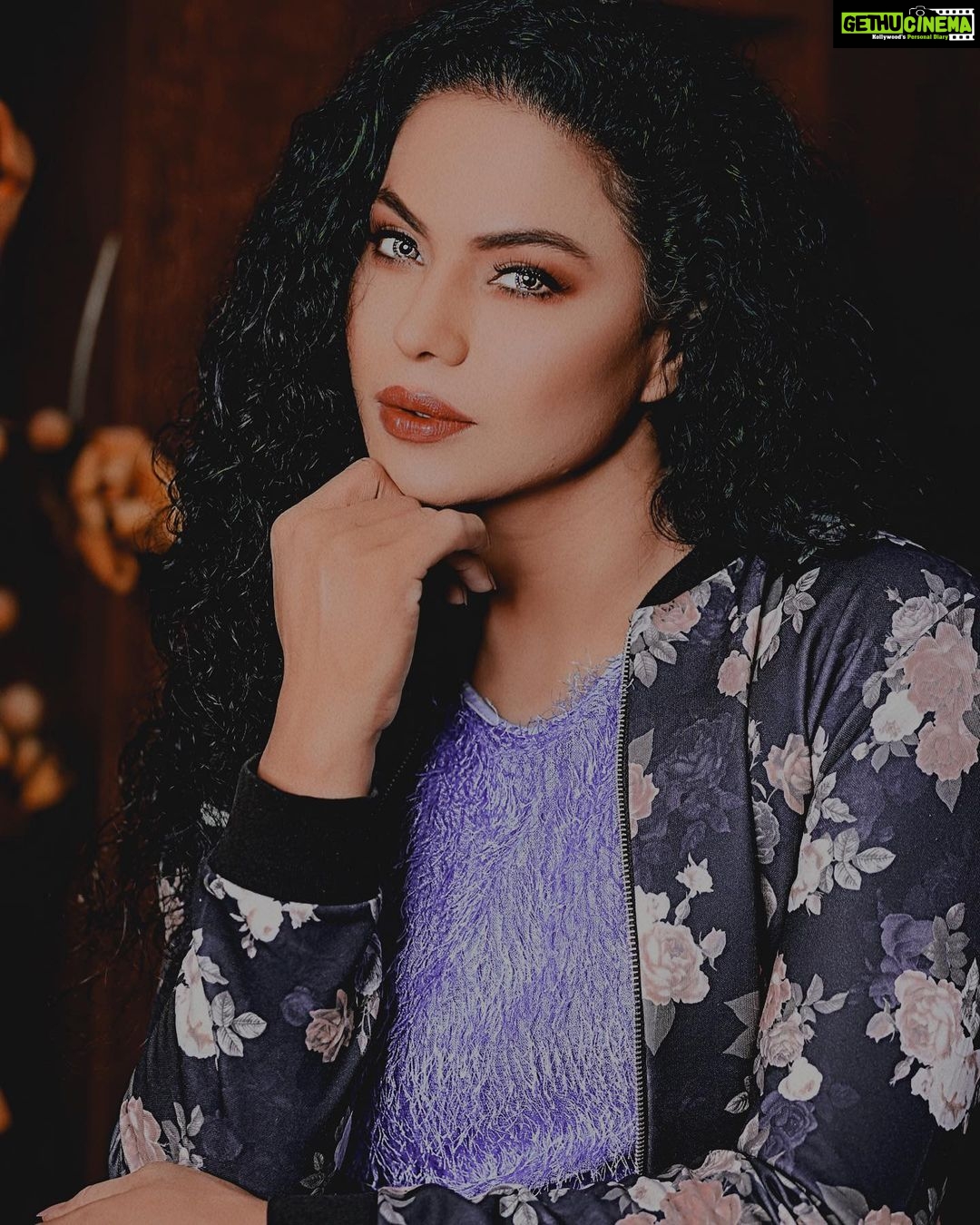 Veena Malik Instagram - #justanotherday #🫶🏻