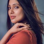 Veena Nandhakumar Instagram - Nazar Photography: @aadithyan_s1 PR : @maxxocreative Stylist: @itsokifyoufinditinappropriate Studio: @studio_maxxo Thx: @anandclix @vishnu__photography___