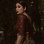 Veena Nandhakumar Instagram – Photography @vaffara_ 

Stylist @asaniya_nazrin 

MUA @unnips 

Saree @mloft_by_joeljacobmathew 

Post Production : @vysakretouch_

Associate : @rjrej

Make up asst @afsal_.3578