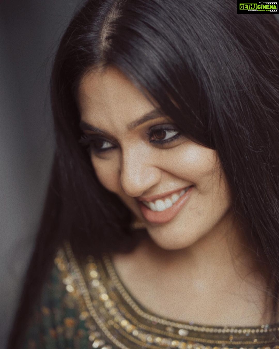 Veena Nandhakumar Instagram - Photo @tonykvarghese Outfit @paroscouture MUA @alagne_signature