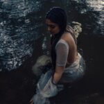 Veena Nandhakumar Instagram - NYMPHAEA Photography : @vaffara_ Stylist : @asaniya_nazrin Mua : @unnips Post Production : @vysakretouch_ Associate : @rjrej Make up asst : @afsal_.3578