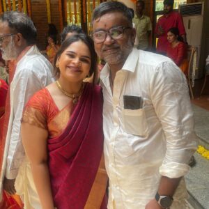 Vidyulekha Raman Instagram - Yela Saapadu with family like friends 🥰♥️

#dhanush #selvaraghavan #sneha #prasanna #70thbirthday #bheemarathashanthi #kollywood #tamilcinema #tamil
