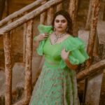 Vidyulekha Raman Instagram - Confidence is the most beautiful dress in your wardrobe 💚🍀 Photography & Creative Director : @usf_elevate Videography : @mani.akp Makeup : @oasiaugustina94 Haird : @dollupmakeover_artistry Assisted by : @sornalathagunaselan Outfit : @suhanyalingamdesign Jewellery : @chennai_jazz Styling : @paviiiee_08 @vijaytelevision @mediamasons #cwc #cwc3 #cookwithcomali #cookwithcomali3 #cookuwithcomali #cookuwithcomali3 #vijaytvshow #vijaytelevision #vijaytv #vidyuraman #cookwithcomalividyu #wildcard