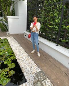 Vignesh Shivan Instagram - Me clickin her wen she’s clickin me 😍🥰😌☺️ 

@thesiamhotel @pickyourtrail 

#unwrapthailand #wikkiclicks📷