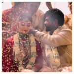 Vignesh Shivan Instagram – Am Married ❤️😘☺️🥰😍😍😍😍 

Jus the Beginning of a bigger , stronger , crazy love story wit you my #Thangamey ! 

Love you #Thangamey #Kanmani Kadambari and now my wife ! 😘🥰☺️

Photography by @storiesbyjosephradhik
Filmed by @theweddingfilmer
Makeup by @puneetbsaini
Hair styling by @amitthakur_hair
Designed by @jade_bymk  @monicashah1207 
Styled by @shaleenanathani 
Wedding Planners – @shaadisquad 
Decor by @altair_decor 
#WikkiNayanWedding #NayantharaVigneshShivan Sheraton Grand Chennai Resort & Spa