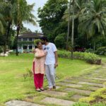 Vignesh Shivan Instagram - Happy birthday to my Deivam 😇😇😇 wishing God to give her all the blessings in the world .. best of everything and only sweet moments to cherish always ! ☺️☺️😌😌😌 Happy birthday mom meeeeeeeee 😇😇😇😇😍😍😍😍🥳😟🥳🥳 en mugavari neeyae…. En thaayaeee…😇🙏🏼🙏🏼🙏🏼🙏🏼 Godbless you ❤️❤️☺️☺️😇😇🥳🥳😍😍😍😍 Chennai, India