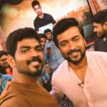 Vignesh Shivan Instagram - Happy birthday to our dearest @actorsuriya sir 🥰😇🥳🤩🤗 A living Inspiration for many of us :) a wonderful human being who has so much of love towards the society and takes it as his responsibility to always create a better future for the under privileged ! GodBless you sir ! Have a wonderful birthday 🎂 & a successful year :) waiting for #SooraraiPottru , many More great movies & moments from you 😇😇🤗🤗🥳🥳🤩🤩🌟🌟💓💓💓👍🏽👍🏽👍🏽 @HBDSuriya #HappyBirthday #happybirthdaysuriya #thaanaserndhakoottam #AnbaanaFans