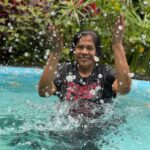Vignesh Shivan Instagram - The Smile on your mother’s face is directly proportional to the happiness in your heart 💓💓💓😇😇😇 Nothing gives u more satisfaction & fulfilment than your parents’ happiness 😌😇 the ideal Aim of life should be to keep your parents happy & content ! #familytime #familyiseverything #nofilter #shotoniphone11promax #shotoniphone Candolim Beach, Goa
