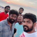 Vignesh Shivan Instagram - உலகின் மற்றொரு முனையில் இருந்து... #wikkiclicks #nofilter #shotoniphone #kanyakumari #incredibleindia #goodvibesonly Kanyakumari, India