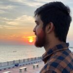 Vignesh Shivan Instagram - உலகின் மற்றொரு முனையில் இருந்து... #wikkiclicks #nofilter #shotoniphone #kanyakumari #incredibleindia #goodvibesonly Kanyakumari, India