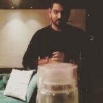 Vignesh Shivan Instagram – #bottlecapchallenge .. 😌 
Thank u @gnd_shyam for the risky business of shooting this video 🙏🏻 Tried my best to open the bottle .. eventually did it my way 😏

#JaiJasonStathom #actionking etc etc … Chennai, India