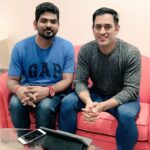 Vignesh Shivan Instagram - Bestestestestestest moment of life! #blessed day:) met my role model ! My inspiration !! The amazing leader ! @mahi7781 ! Future #PMofIndia 🤩🤩🤩 want him to lead the country one day!! #mydream #mahi #dhoni #theGreatest ever !!!!!