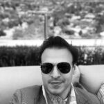 Vivek Oberoi Instagram - Something classy about a Black & White Picture 🖤🤍 In my #raybans #traveling