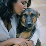 Wamiqa Gabbi Instagram – WARNING: My crush is very cute and might stop your heart! 😳🤍
#dogs #pets #petlove