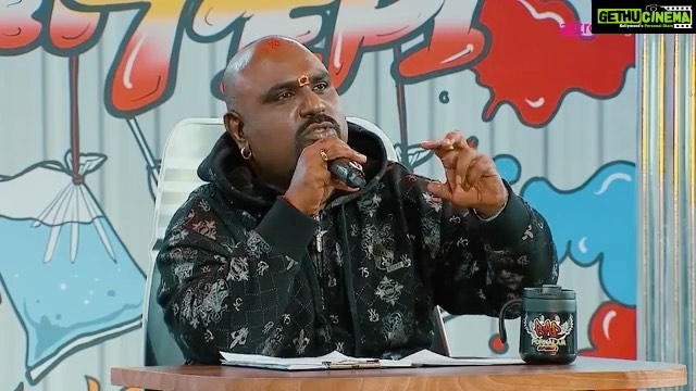 Yogi B Instagram - Golden Classic X Rap? Is it possible? It is - watch Rap Porkalam S2 Episode 5 this week to see what we are talking about! Catch #RapPorkalamS2 every Saturday at 9PM on Vinmeen HD Ch202. Also available on Astro Go and On Demand! #RapIsaiTodarum