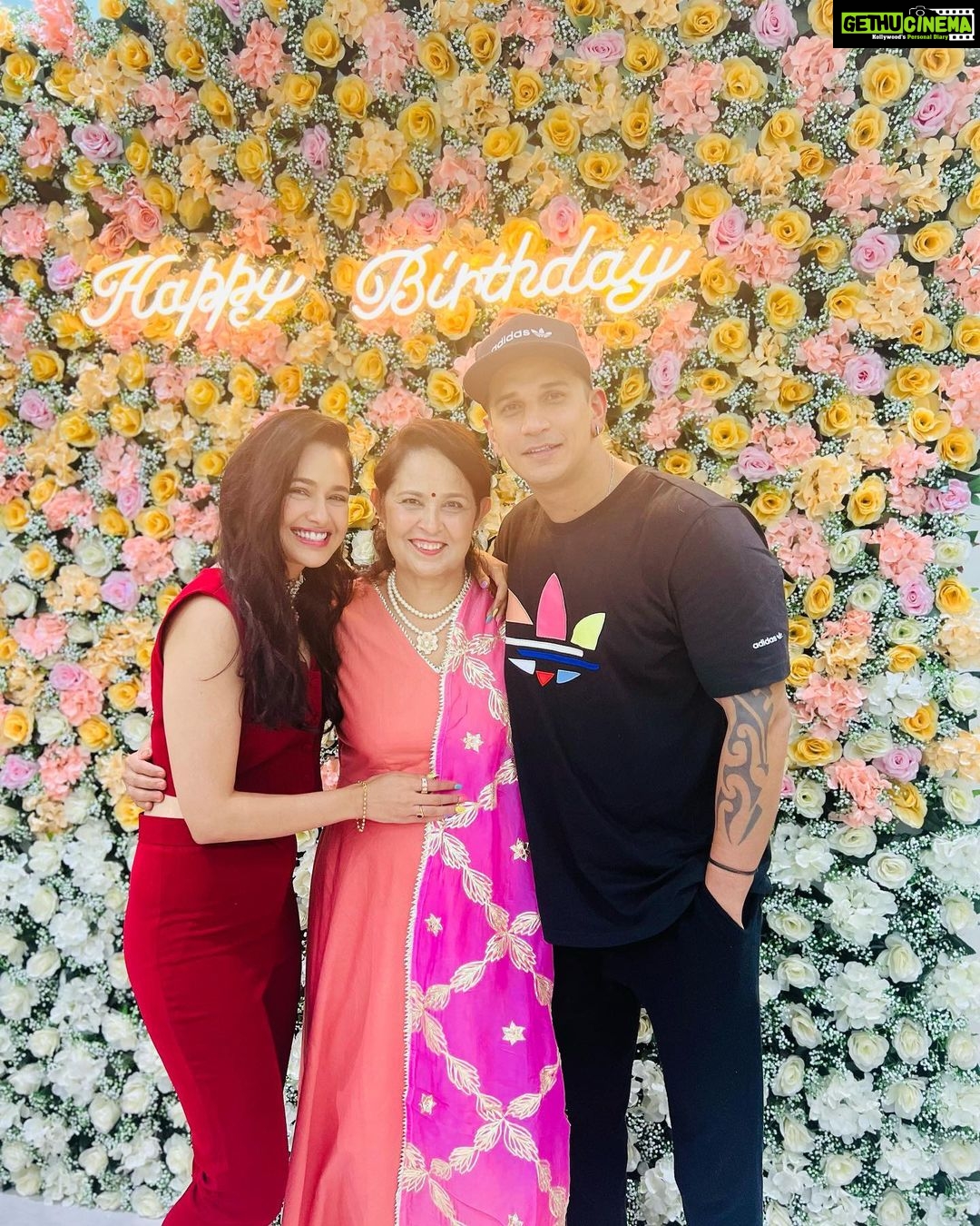 Yuvika Chaudhary Instagram - Happy birthday MAa. U r my everything 🧿❤️ @lavenderskies.inc.
